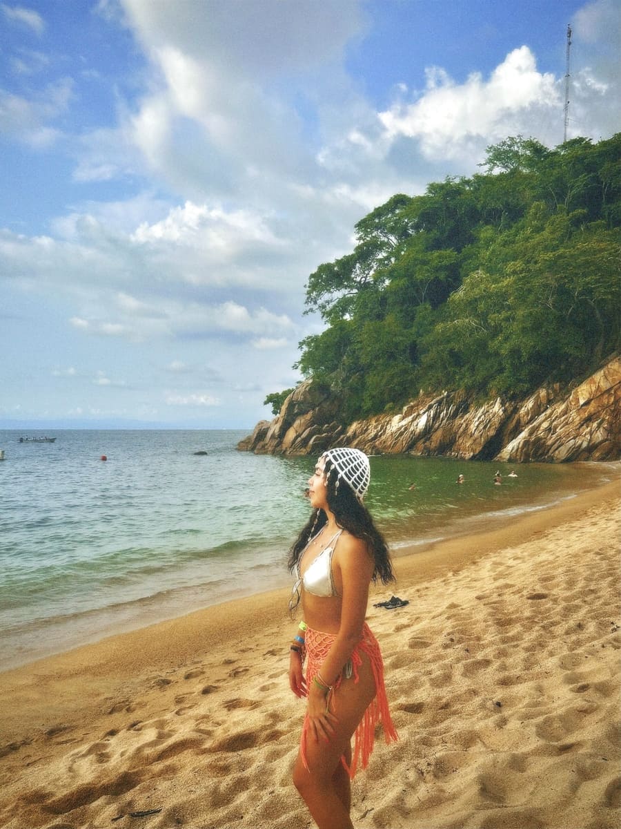 Seashell Hat White